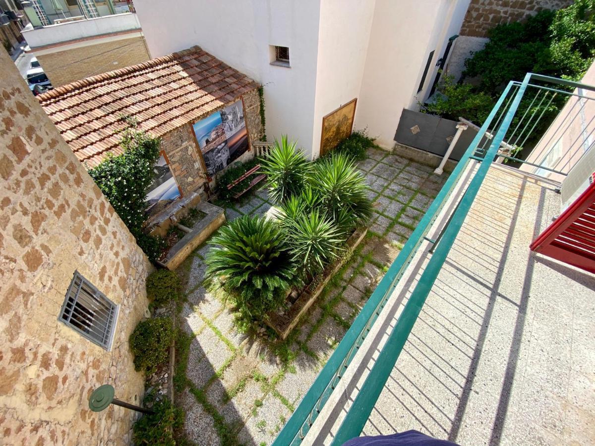 Happy Days Terracina Bed & Breakfast Luaran gambar